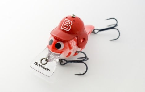 【コーモラン×Basser】 初コラボ限定ルアー「Basserまるちゃん!」オリカラ3種