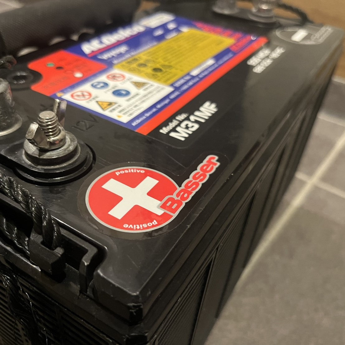 Basserオリジナルバッテリーステッカー（難燃性ステッカー：A5サイズ）