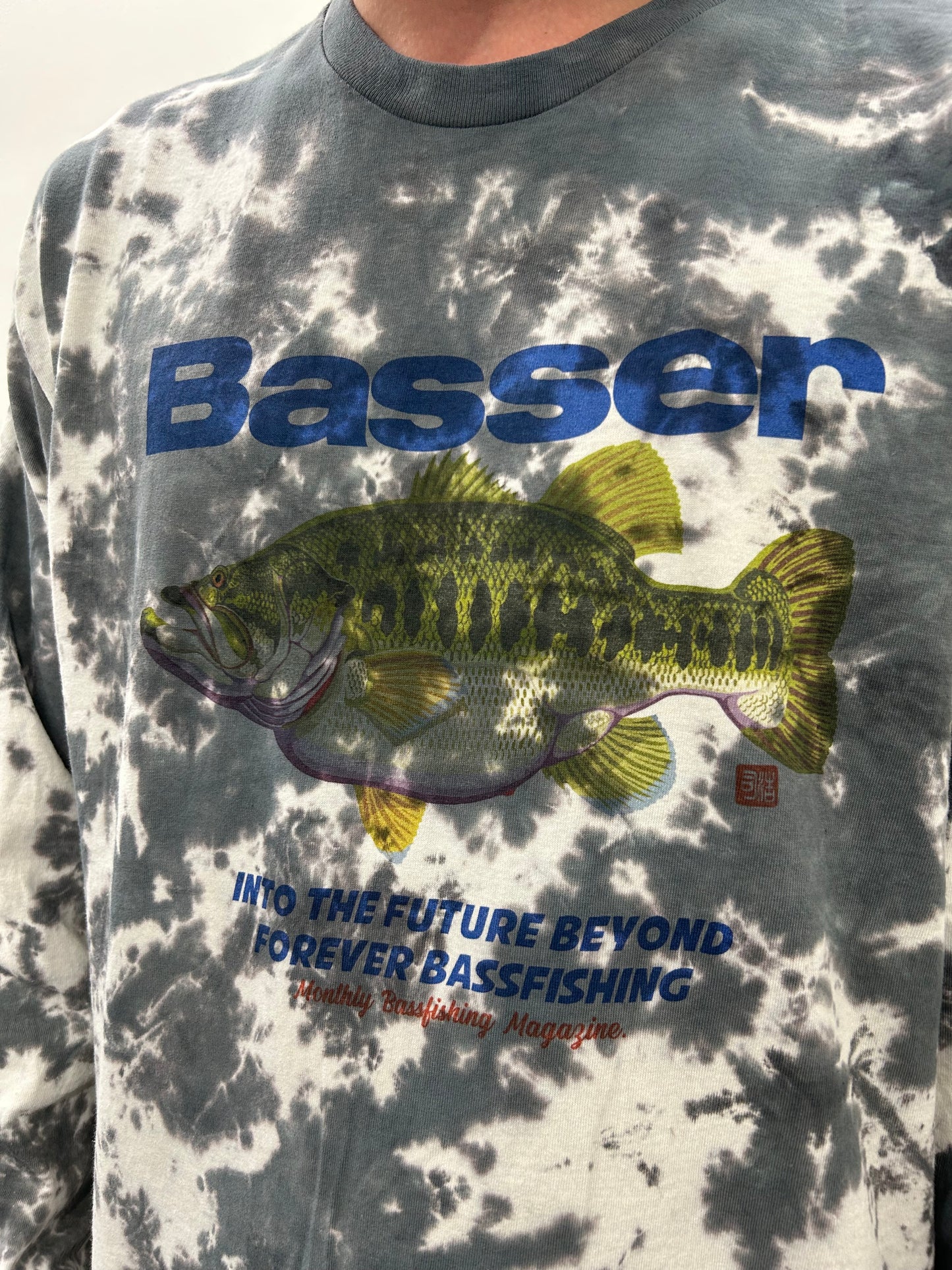 Basser ロンT　フルカラープリント　by 八百板浩司