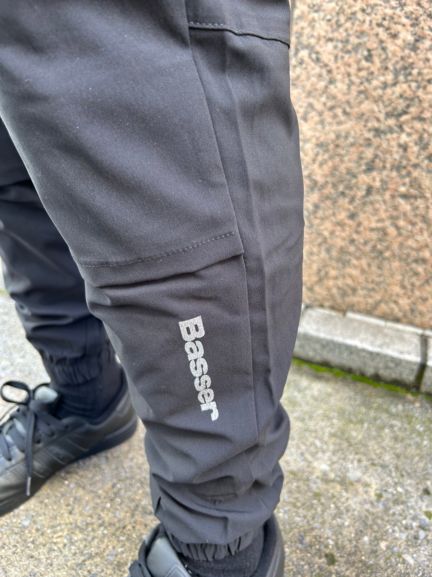 Basserストレッチジョガーパンツ