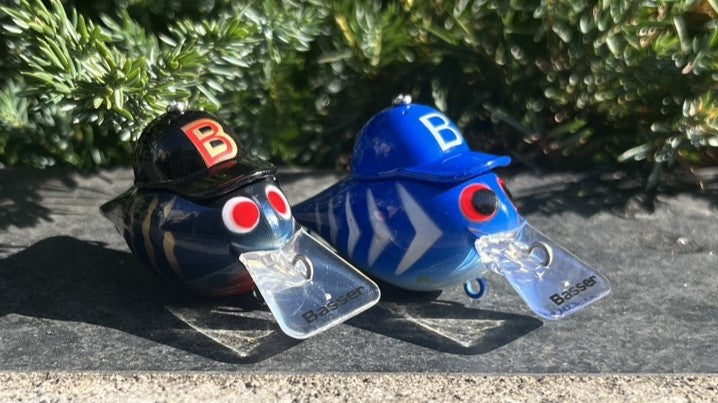 【コーモラン×Basser】 初コラボ限定ルアー「Basserまるちゃん！」オリカラ2種