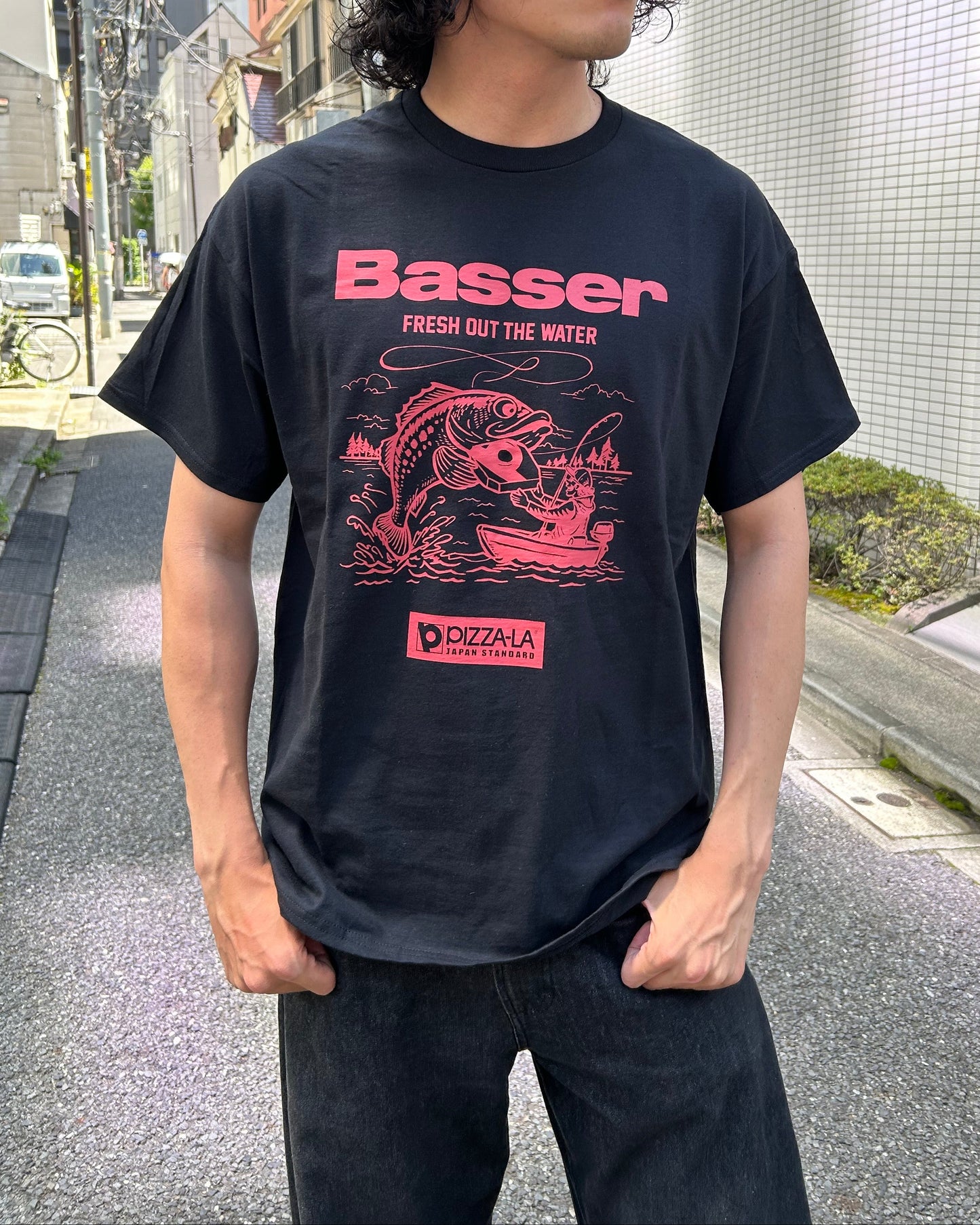 PIZZA-LA×BasserコラボTシャツ